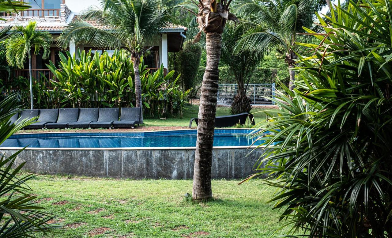 Blue Hill Residence Hua Thanon  Esterno foto